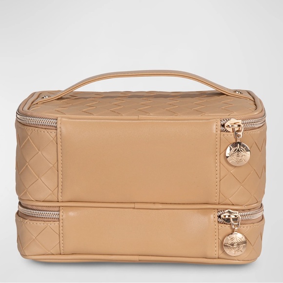 Stephanie Johnson Belize Jenny train case-NEW-interior bag not included-NWT - Picture 5 of 16